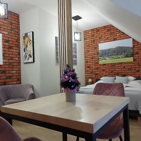 Dwor Bysina Lantgård Myślenice
