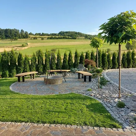Dwor Bysina Farm stay *