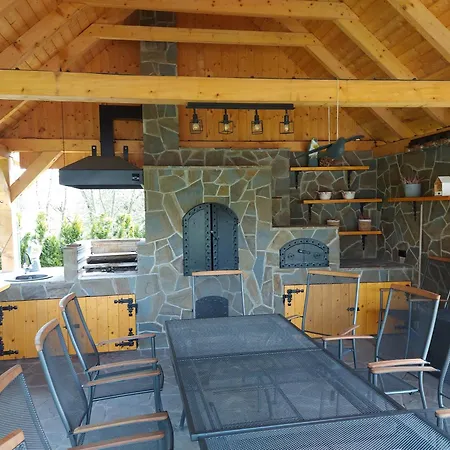 Alojamento de Turismo Rural Dwór Bysina *