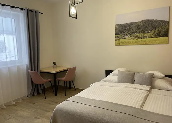 Dwór Bysina Alojamento de Turismo Rural Myślenice