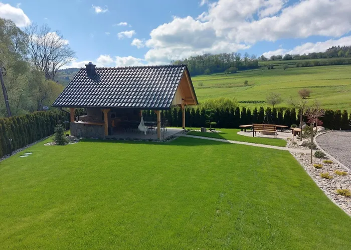 Dwór Bysina Alojamento de Turismo Rural *