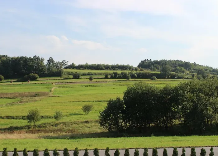 Dwór Bysina Alojamento de Turismo Rural *